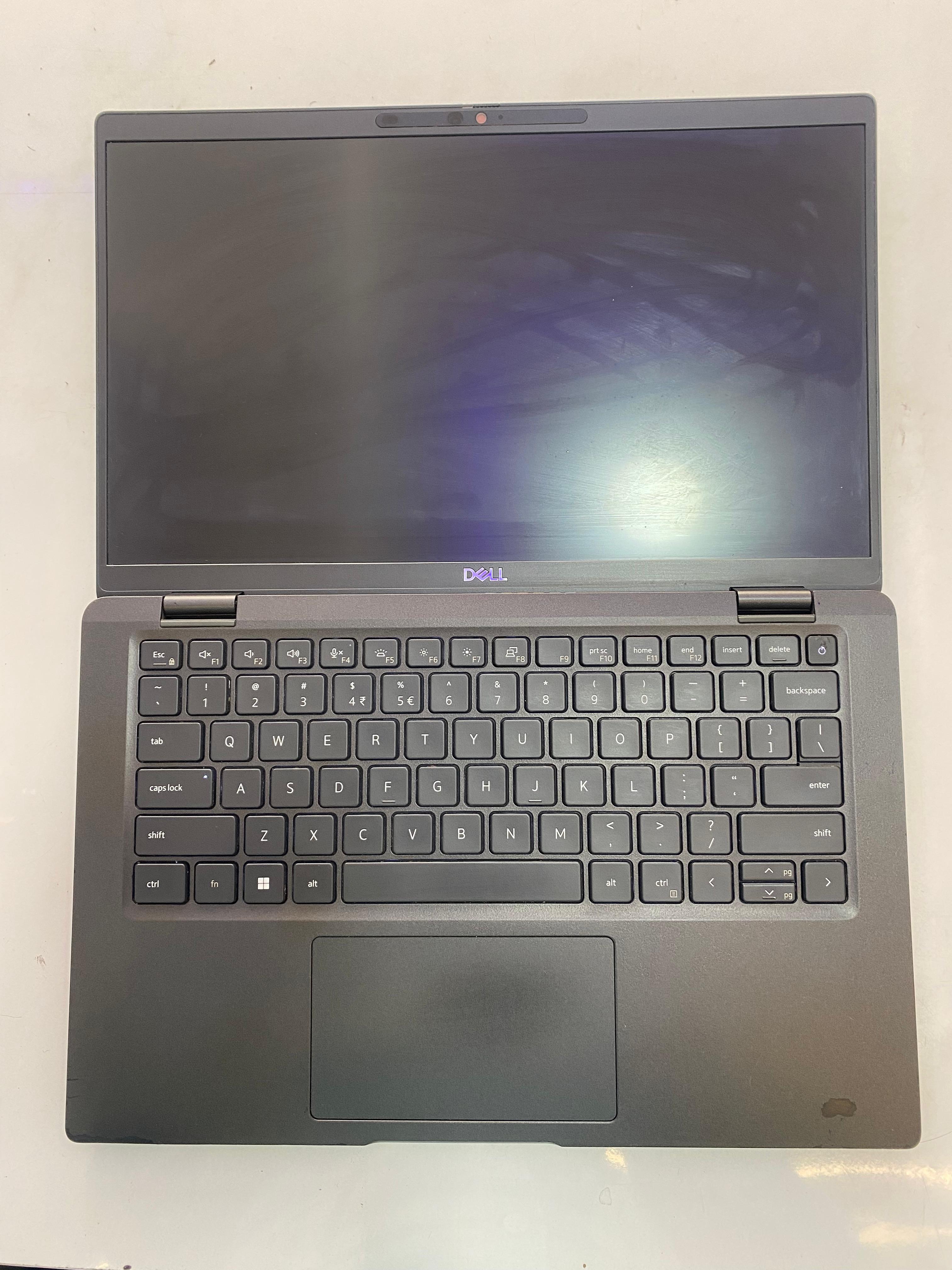 Dell Dell Latitude 7420 refurbished laptop — Intel i5 11th Gen, 16Gb Ram — Grade A condition (photo 1 of 5)