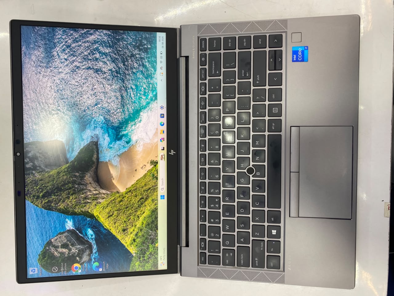 Hp HP ZBook Firefly 14 inch G8 Mobile Workstation PC refurbished laptop — intel i7 11th Gen, 16Gb Ram — Grade A condition (photo 1 of 5)